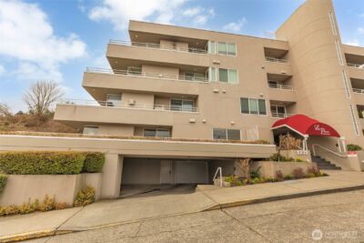 1231 5th Avenue N #101, Seattle, WA 98109 - Photo 30