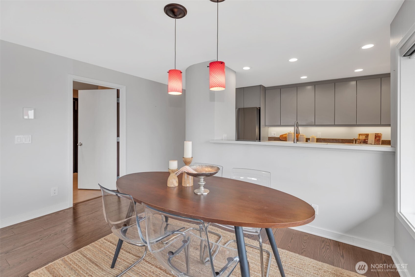 1231 5th Avenue N #101, Seattle, WA 98109