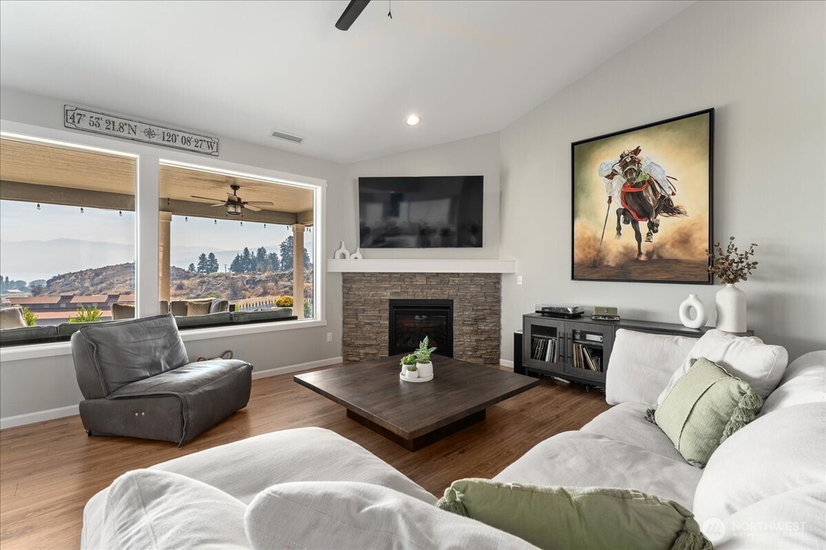 95 Proctor Boulevard , Manson, WA 98831