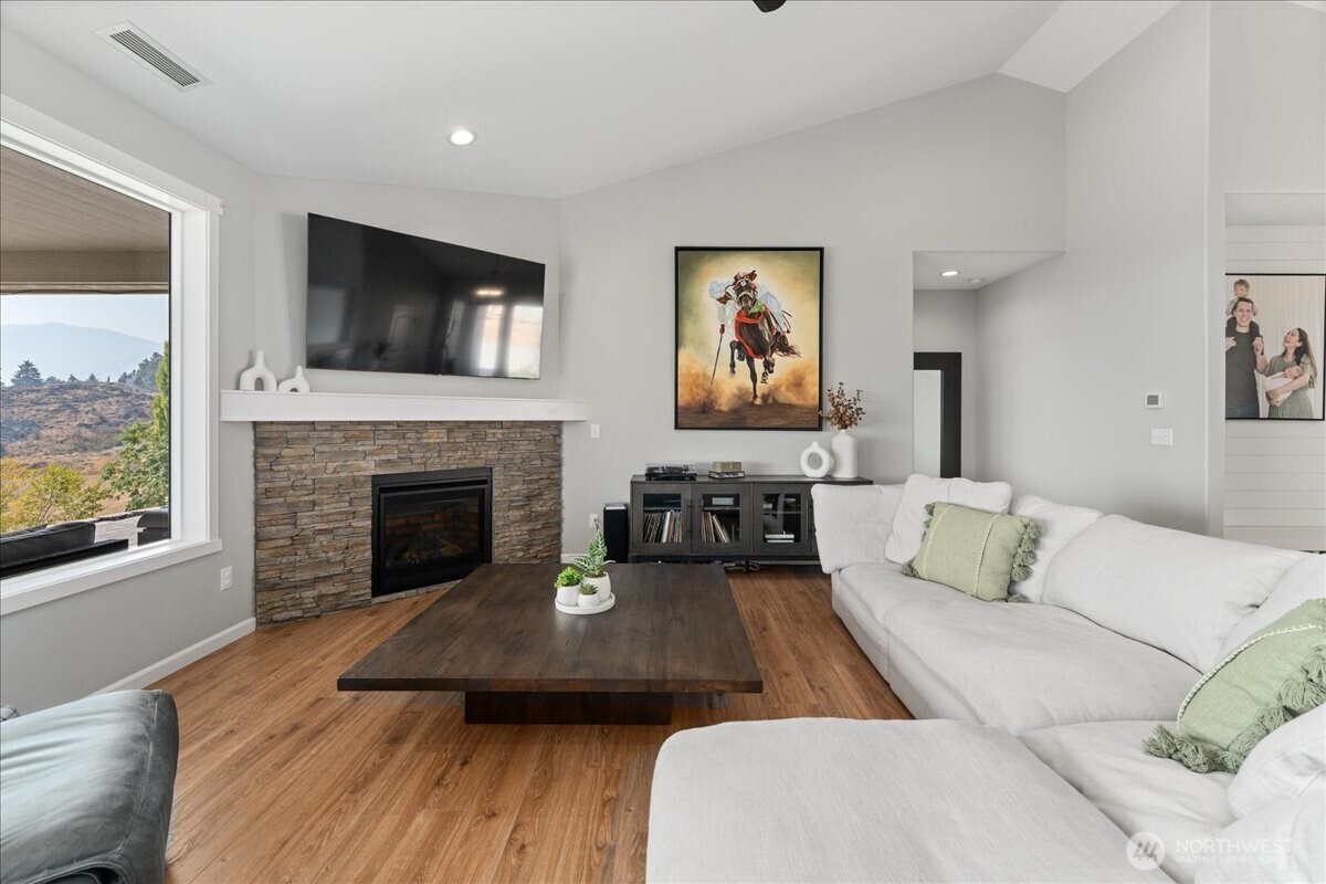 95 Proctor Boulevard , Manson, WA 98831