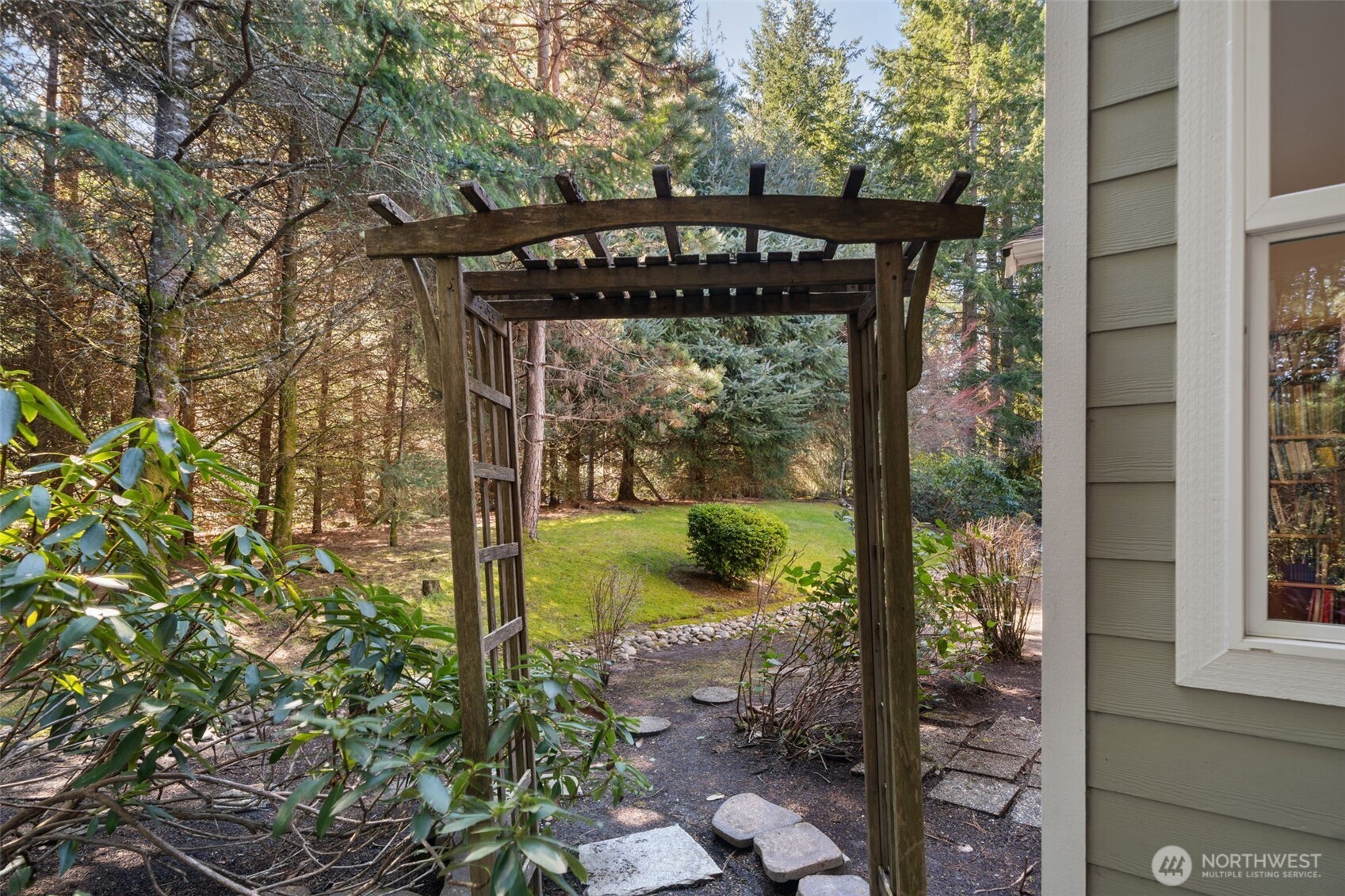 7132 SW Dunraven Lane , Port Orchard, WA 98367