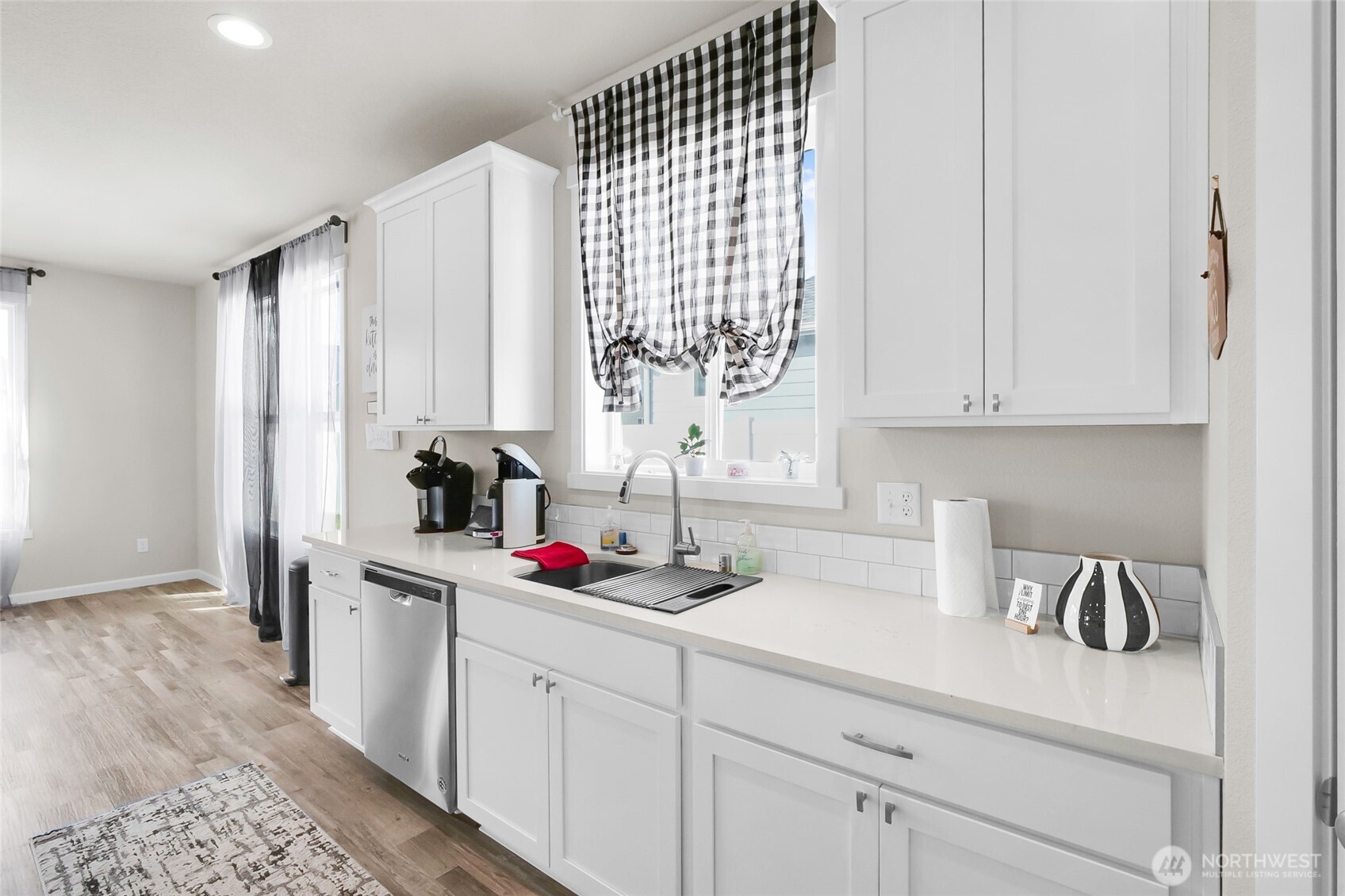 4705 W Merlin Street , Moses Lake, WA 98837