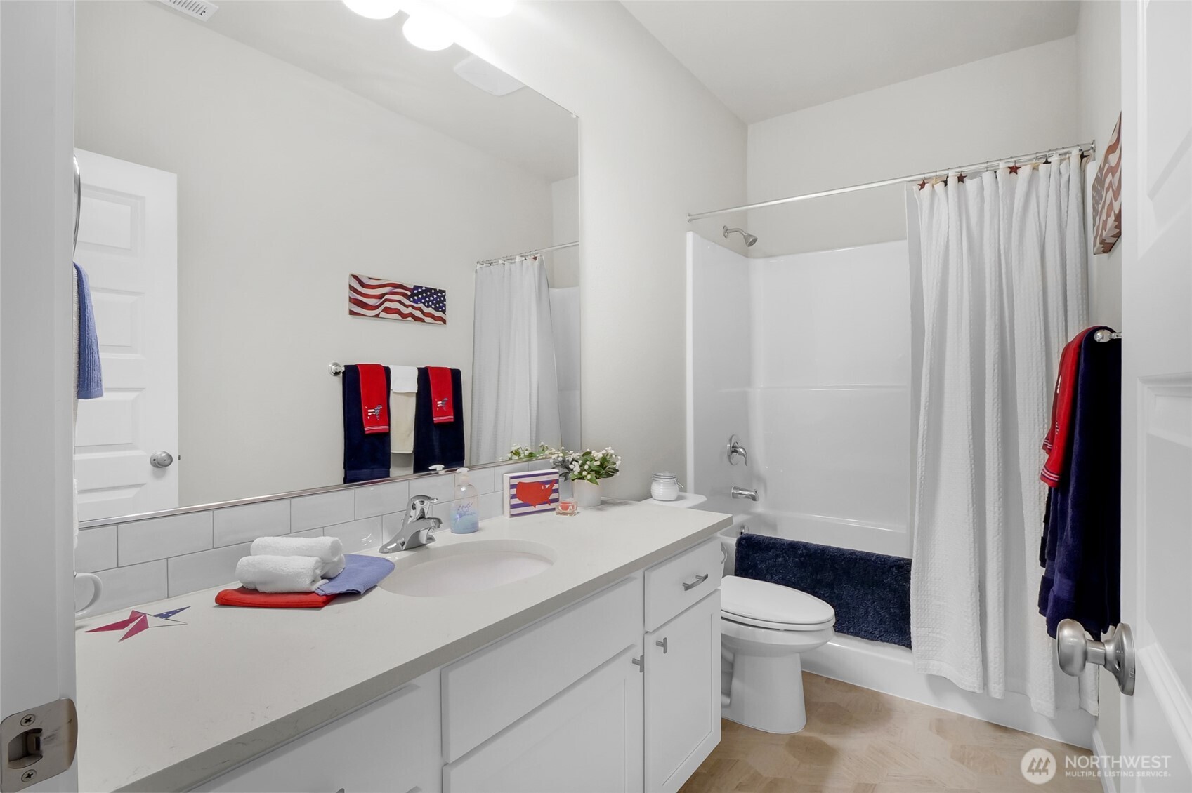 4705 W Merlin Street , Moses Lake, WA 98837