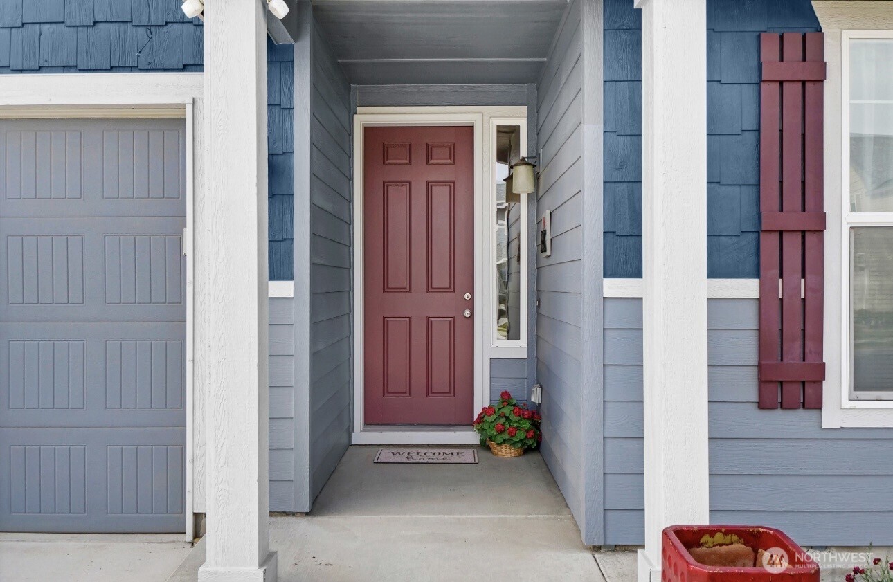 4705 W Merlin Street , Moses Lake, WA 98837