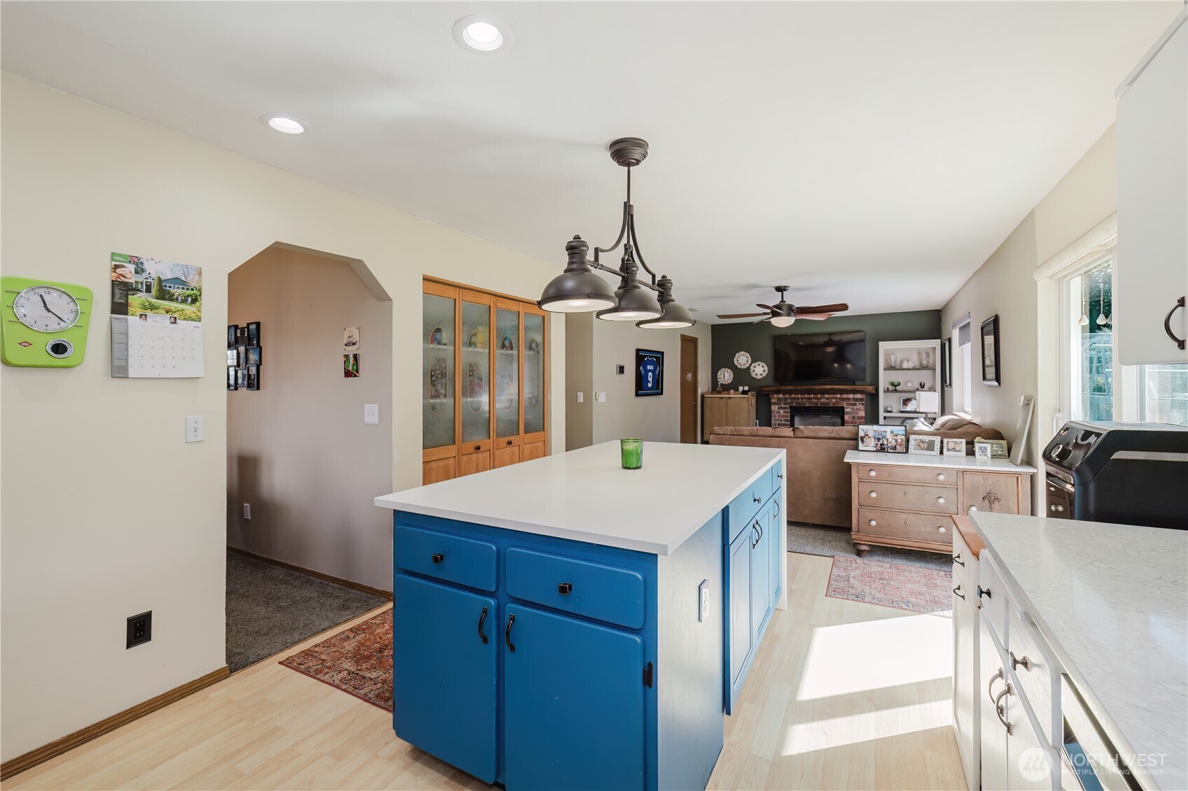 10002 99th Street SW, Lakewood, WA 98498