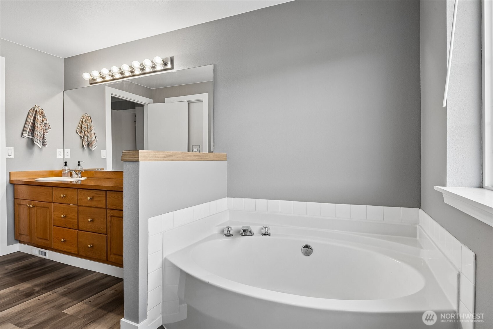 19706 85th Avenue E, Spanaway, WA 98387