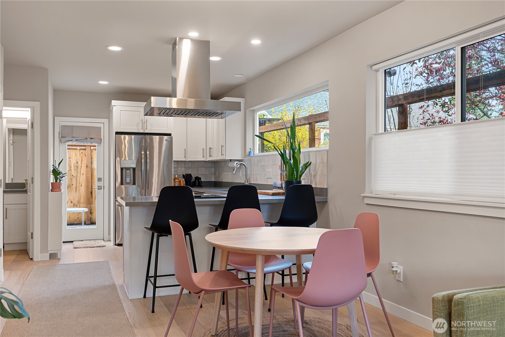 11714 B 26th Avenue NE, Seattle, WA 98125