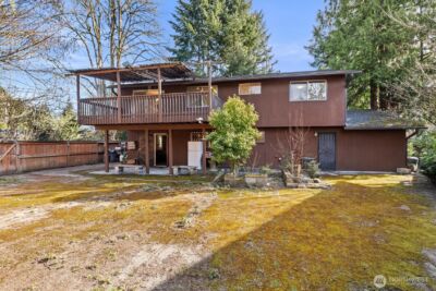 13575 Roosevelt Way N, Seattle, WA 98133 - Photo 26