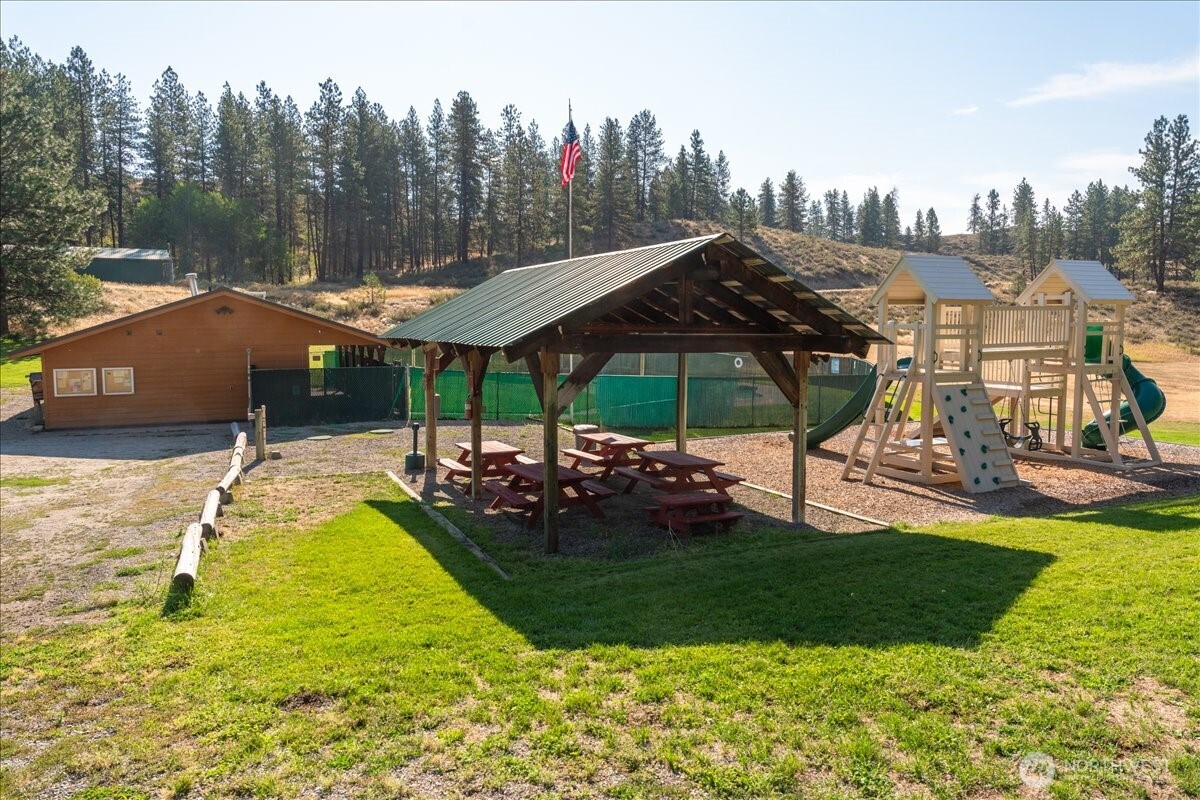 96 Twin Lakes Drive , Winthrop, WA 98862