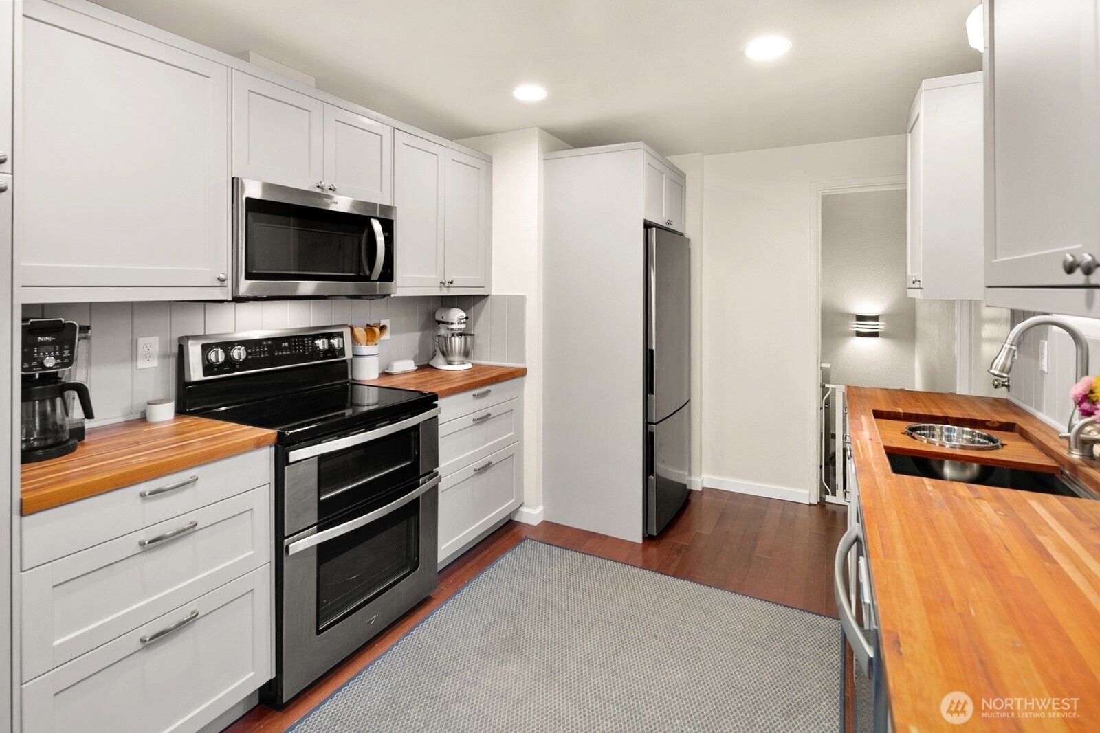 5320 S 4th Avenue , Everett, WA 98203