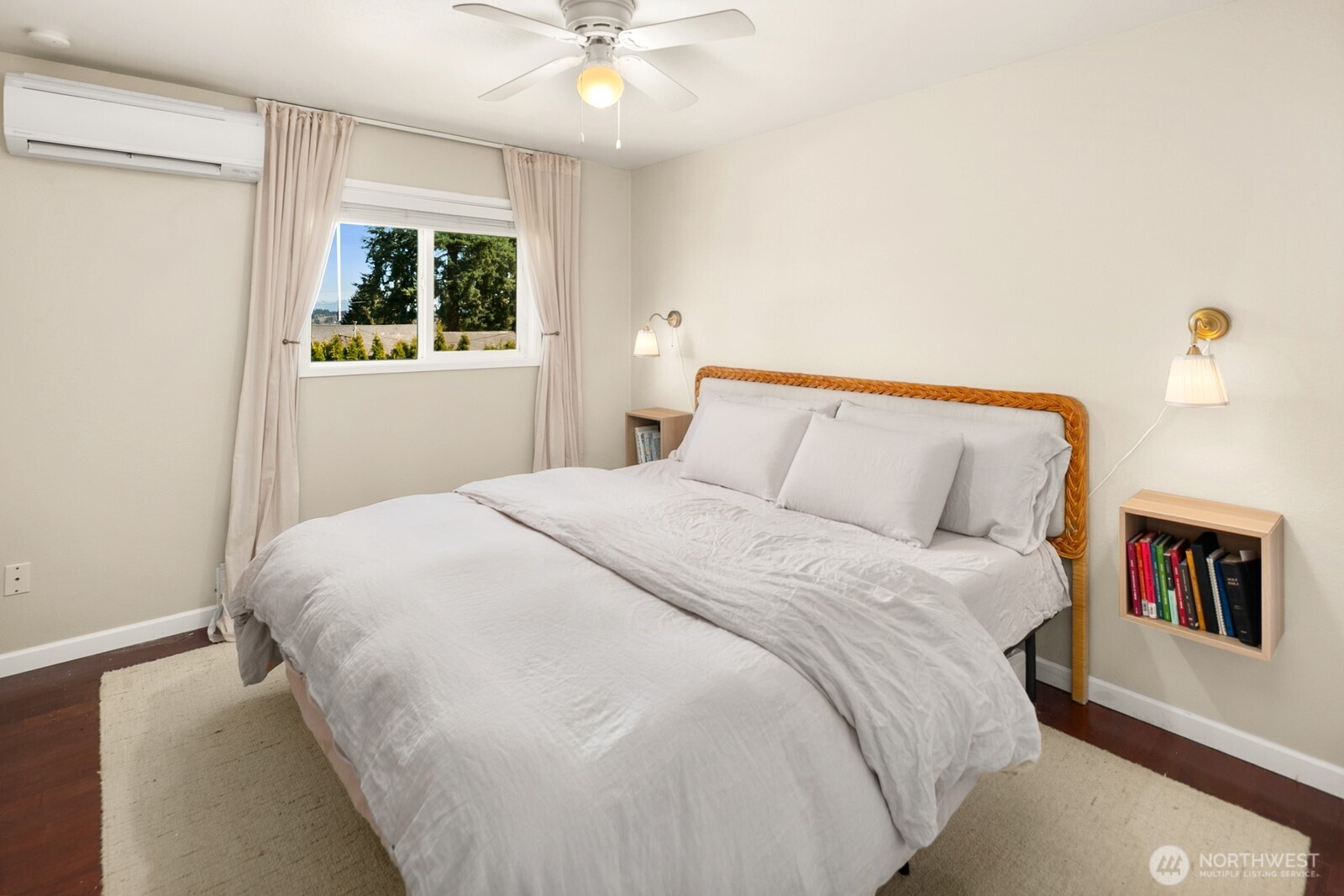 5320 S 4th Avenue , Everett, WA 98203