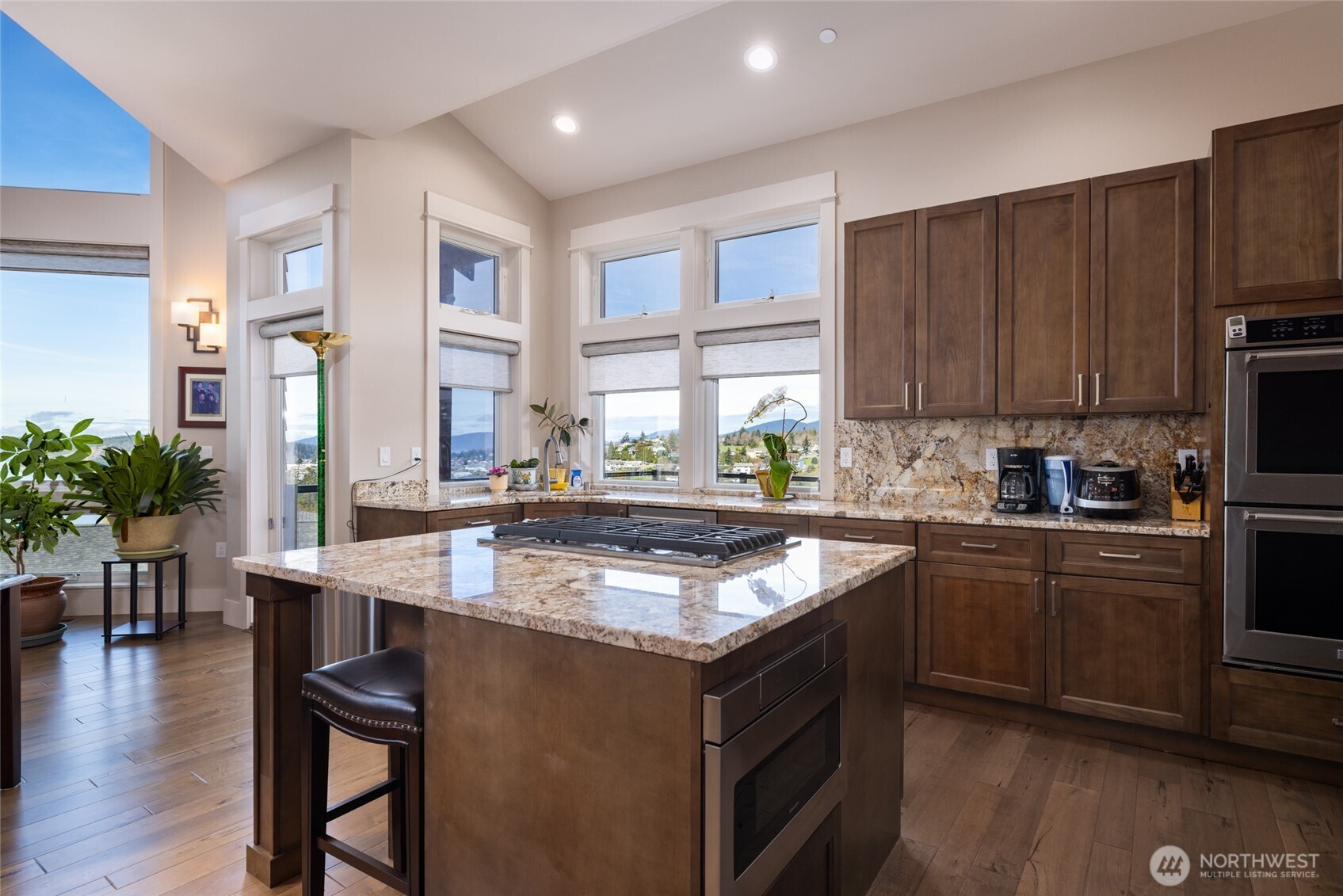 4309 Marine Crest Place , Anacortes, WA 98221