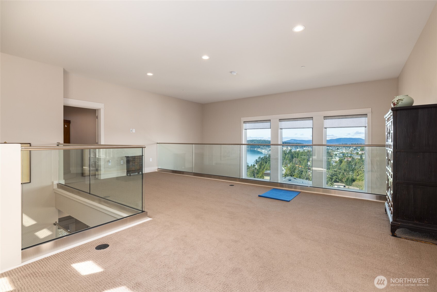 4309 Marine Crest Place , Anacortes, WA 98221