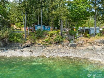 40 N Triton Head Drive , Lilliwaup, WA 98555