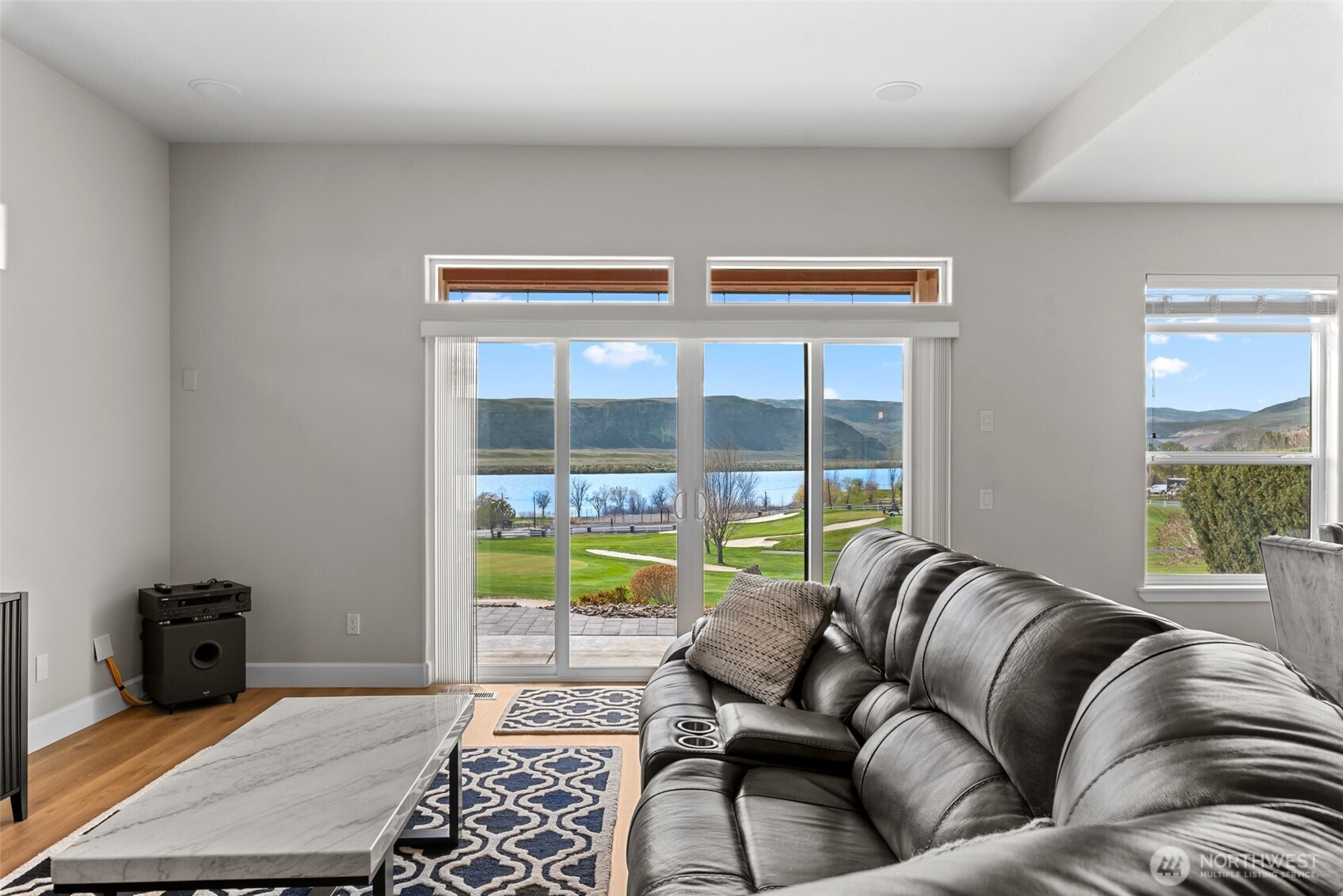 23496 Sunserra Loop NW, Quincy, WA 98848