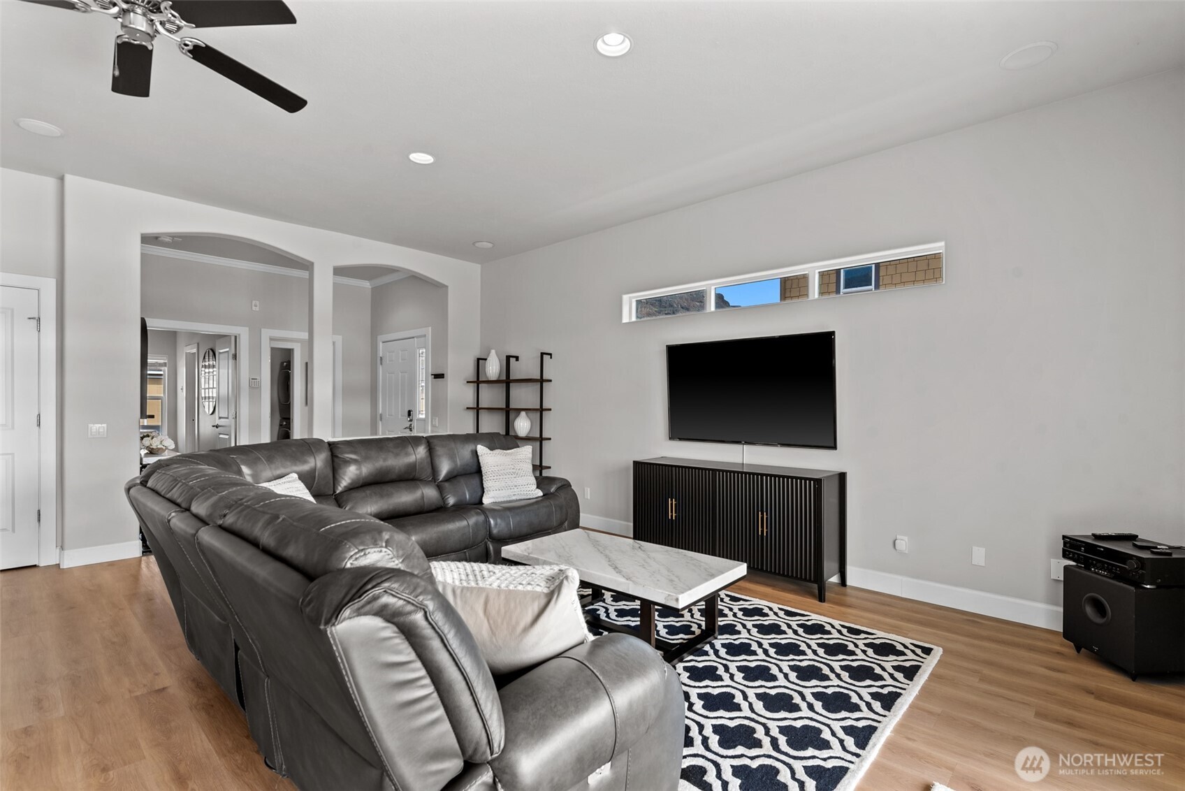 23496 Sunserra Loop NW, Quincy, WA 98848