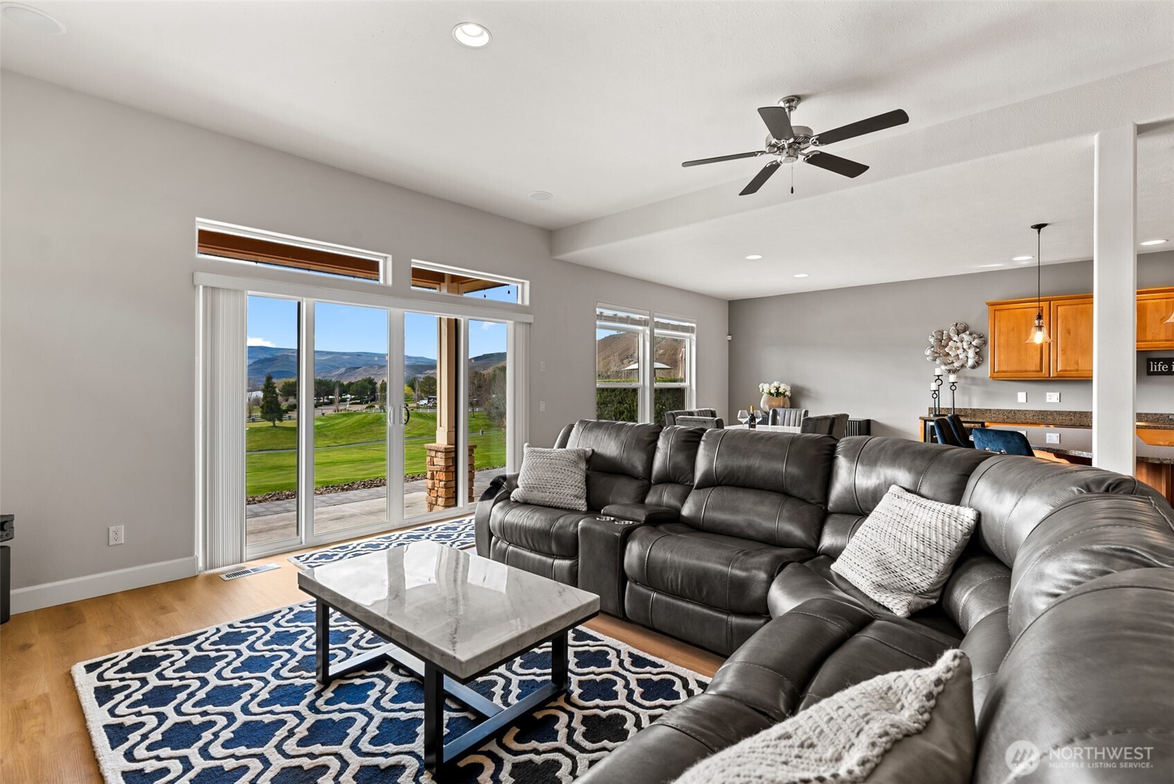 23496 Sunserra Loop NW, Quincy, WA 98848