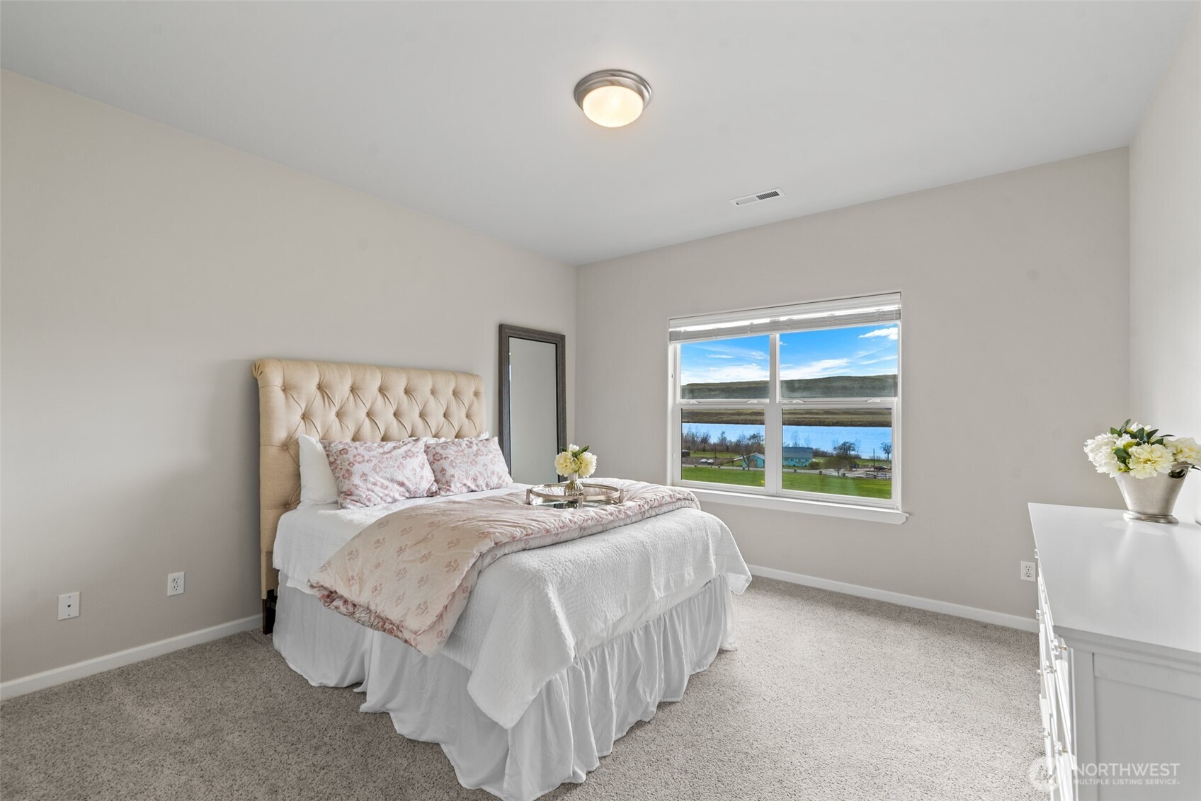 23496 Sunserra Loop NW, Quincy, WA 98848