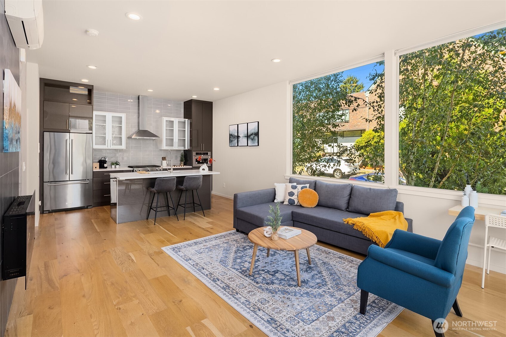 6221 20th Avenue NW, Seattle, WA 98107