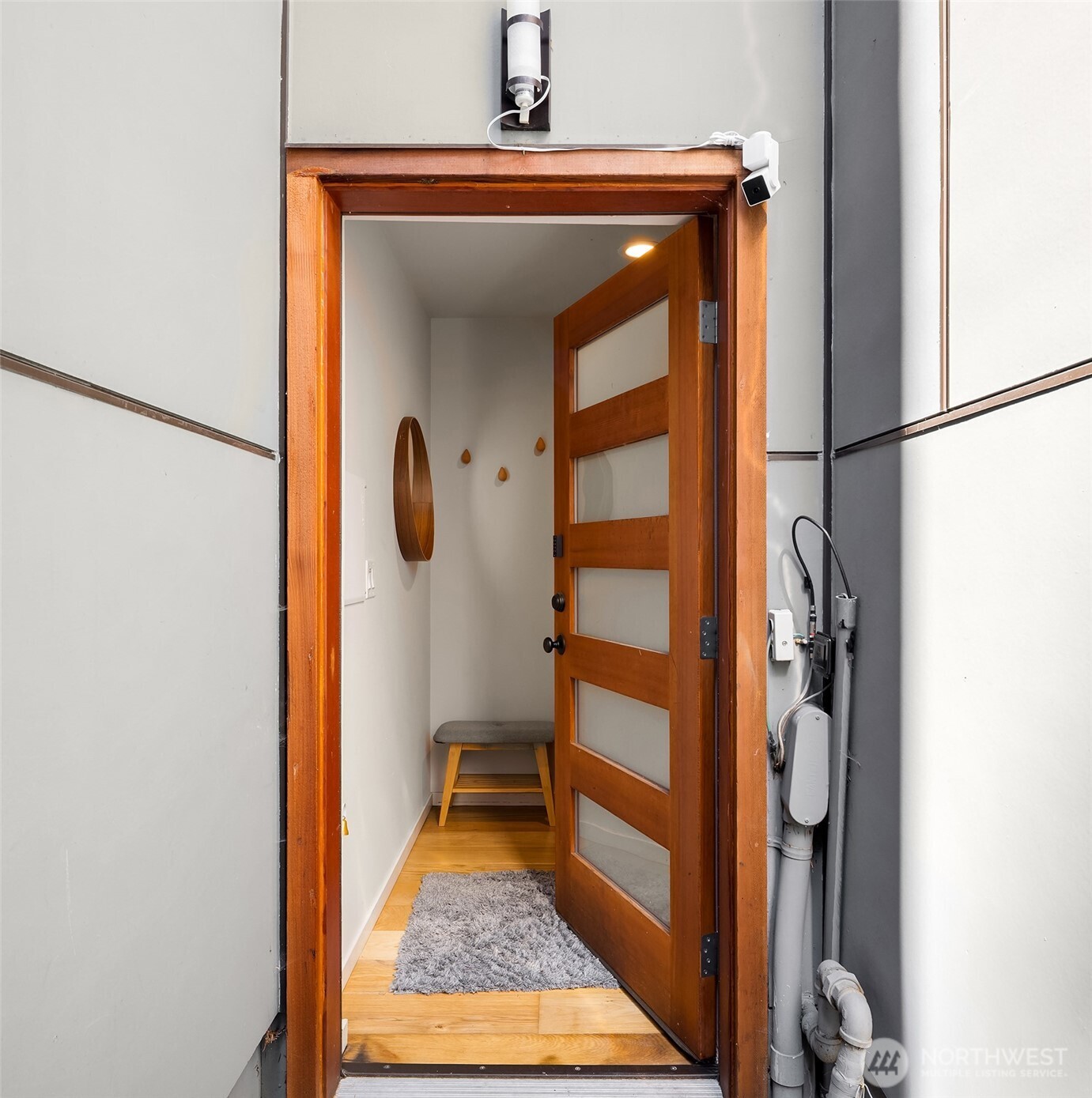 6221 20th Avenue NW, Seattle, WA 98107