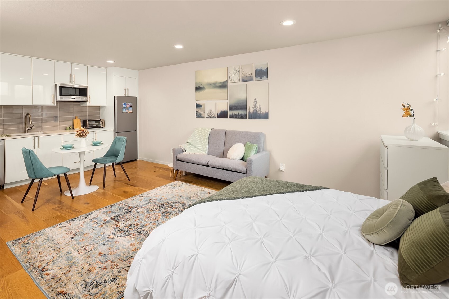 6221 20th Avenue NW, Seattle, WA 98107