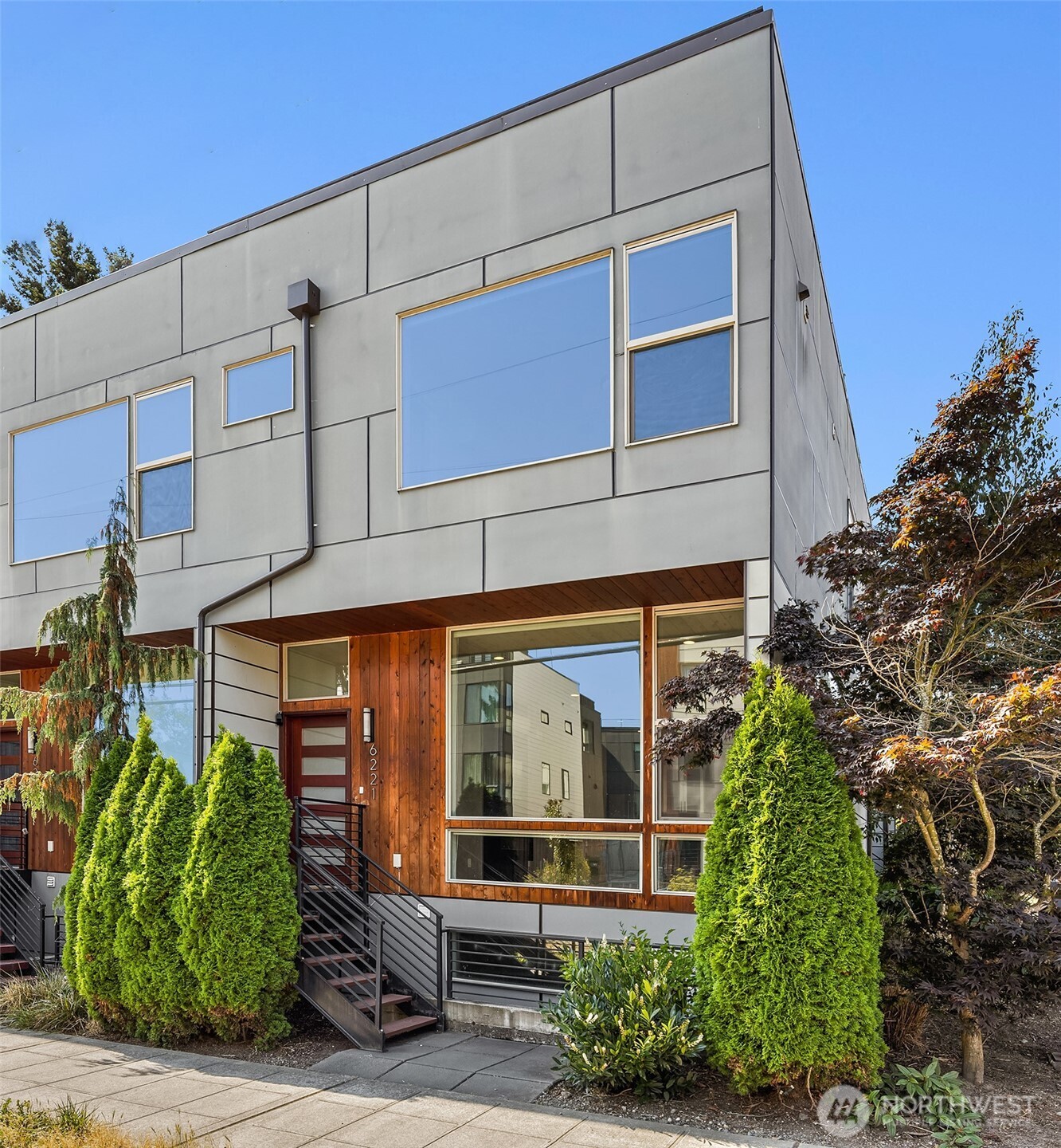6221 20th Avenue NW, Seattle, WA 98107