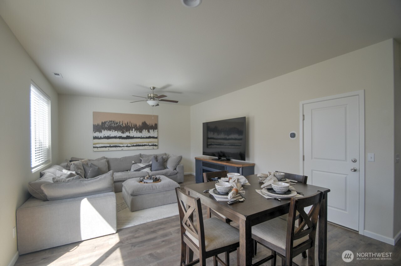 18936 112th Avenue Ct E, Puyallup, WA 98374