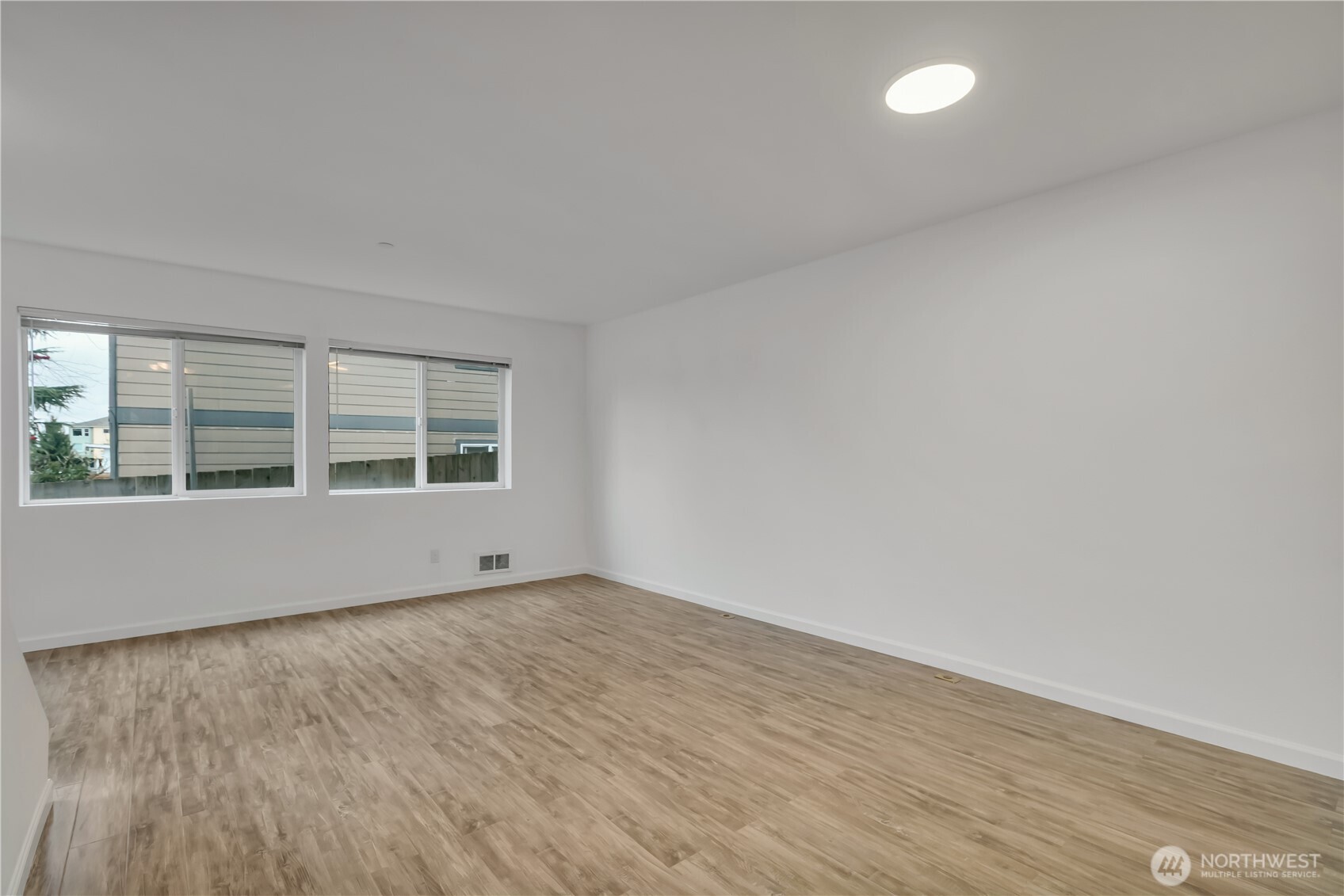 13349 Ambaum Boulevard SW, Burien, WA 98146