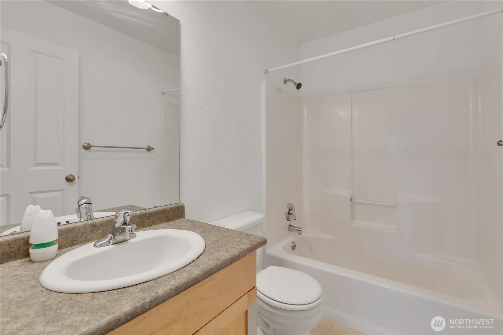 13349 Ambaum Boulevard SW, Burien, WA 98146