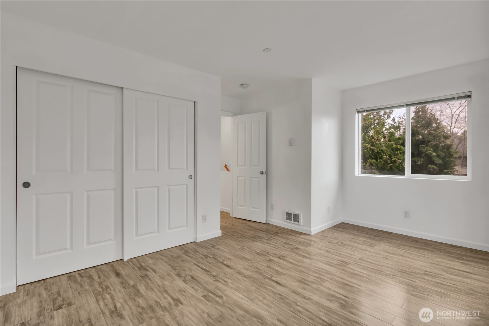 13349 Ambaum Boulevard SW, Burien, WA 98146