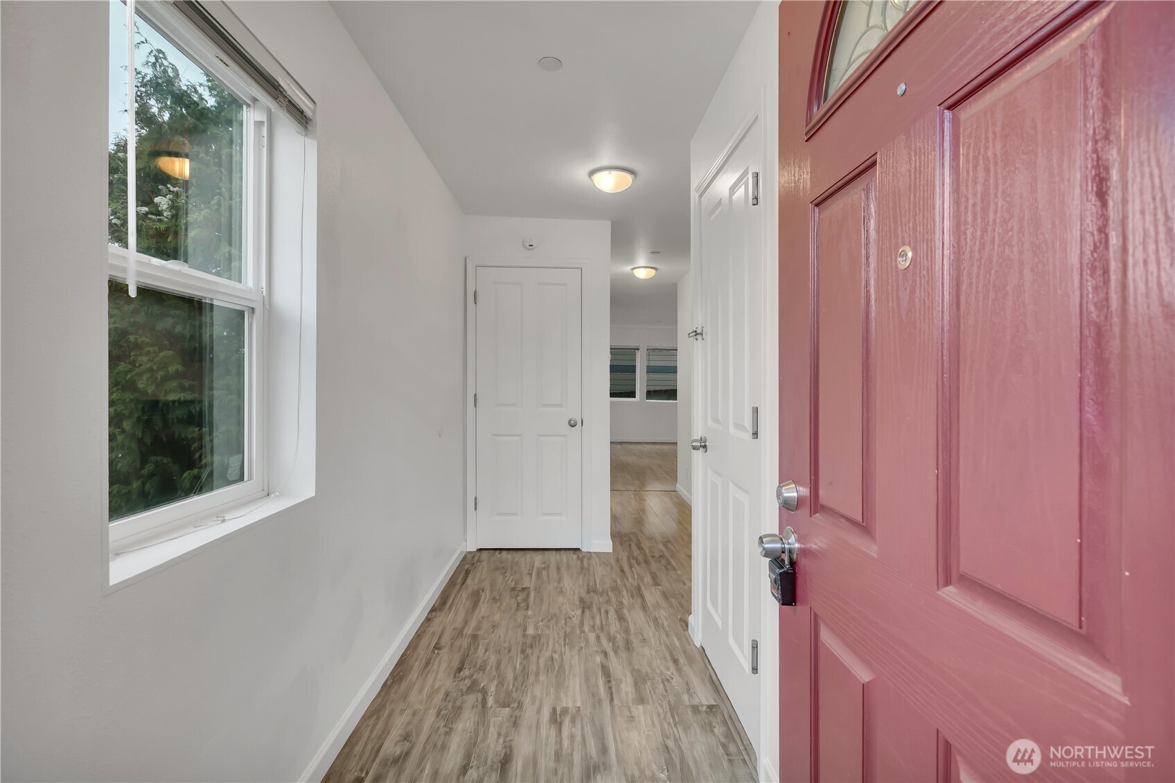 13349 Ambaum Boulevard SW, Burien, WA 98146