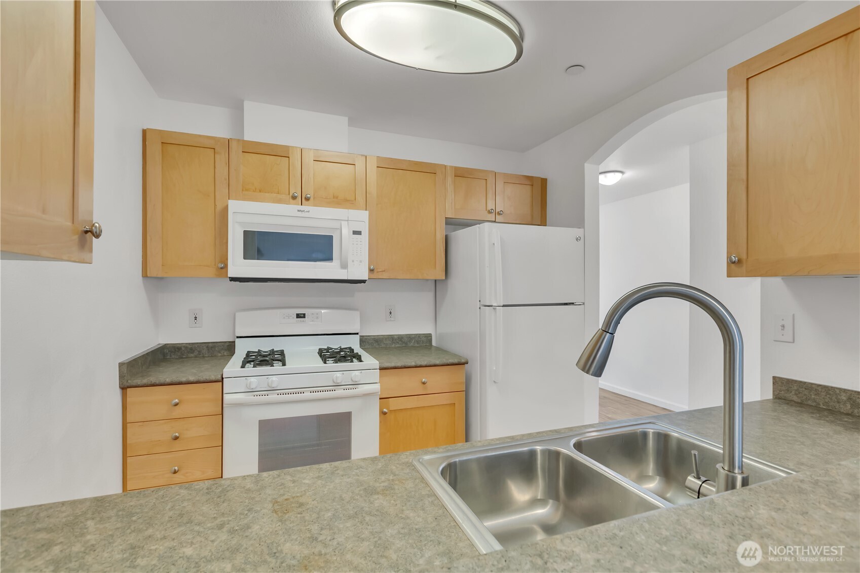 13349 Ambaum Boulevard SW, Burien, WA 98146