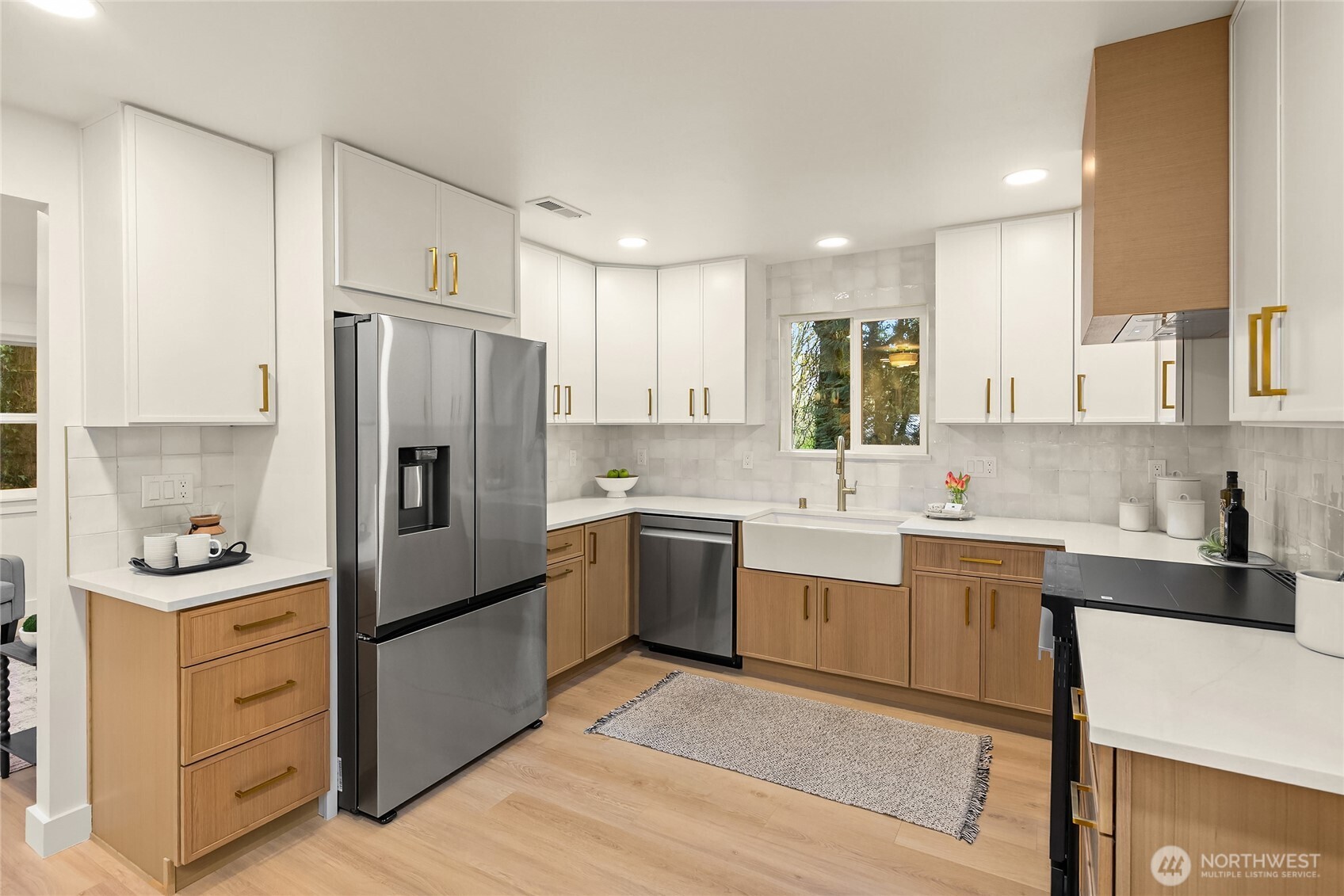 14442 Phelps Road NE, Bainbridge Island, WA 98110