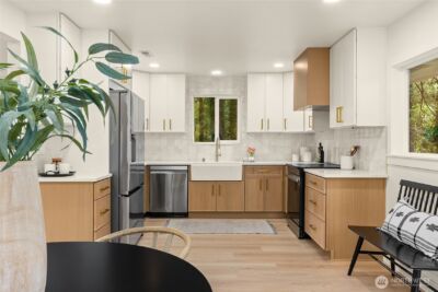 14442 Phelps Road NE, Bainbridge Island, WA 98110 - Photo 16