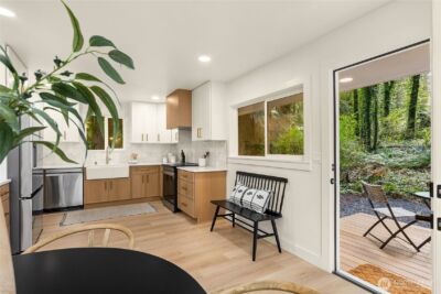 14442 Phelps Road NE, Bainbridge Island, WA 98110 - Photo 17