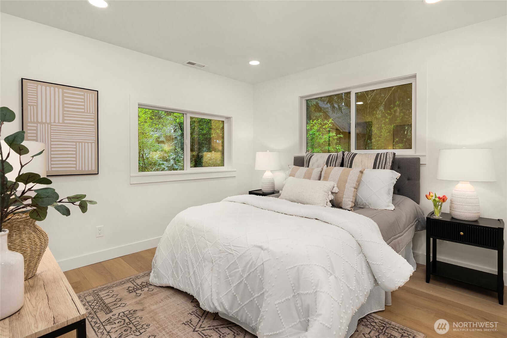 14442 Phelps Road NE, Bainbridge Island, WA 98110