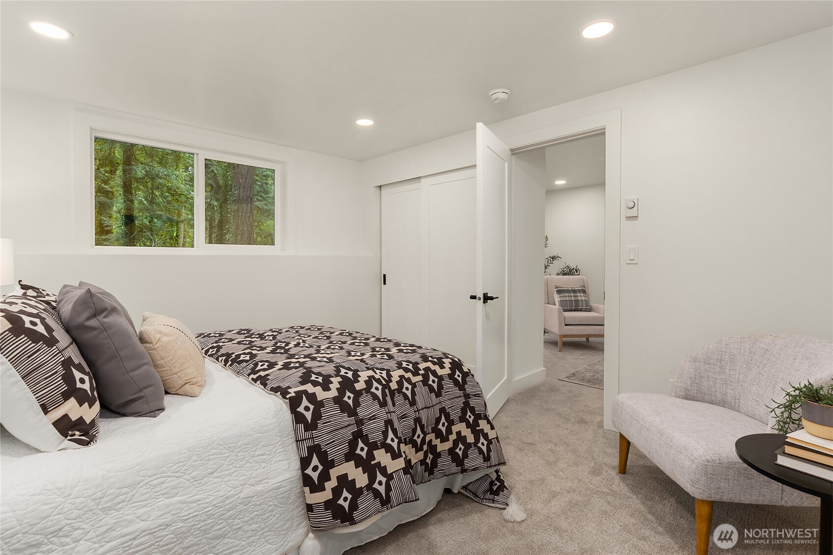 14442 Phelps Road NE, Bainbridge Island, WA 98110