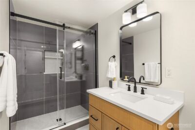 14442 Phelps Road NE, Bainbridge Island, WA 98110 - Photo 31