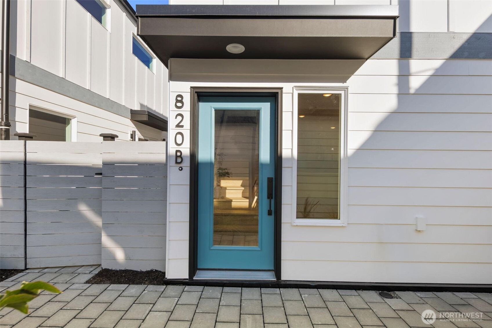 820 B S Sullivan Street , Seattle, WA 98108