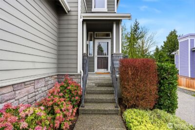 7428 58th Place NE, Marysville, WA 98270 - Photo 2