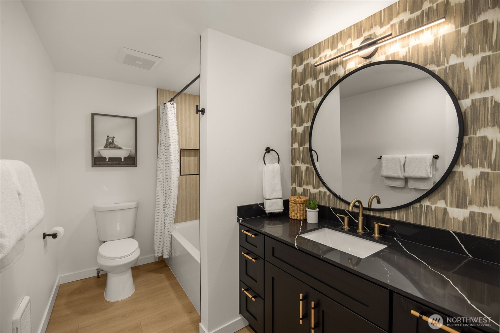 14321 Interlake Avenue N #A, Seattle, WA 98133