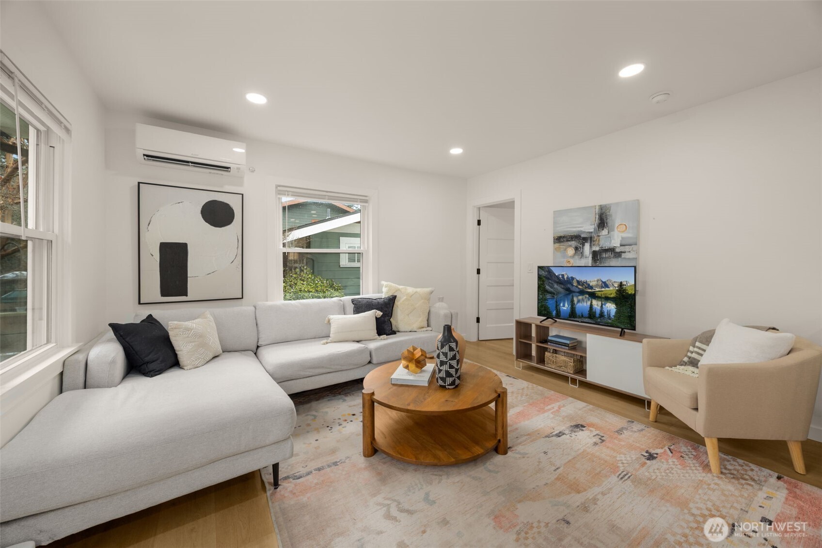 14321 Interlake Avenue N #A, Seattle, WA 98133