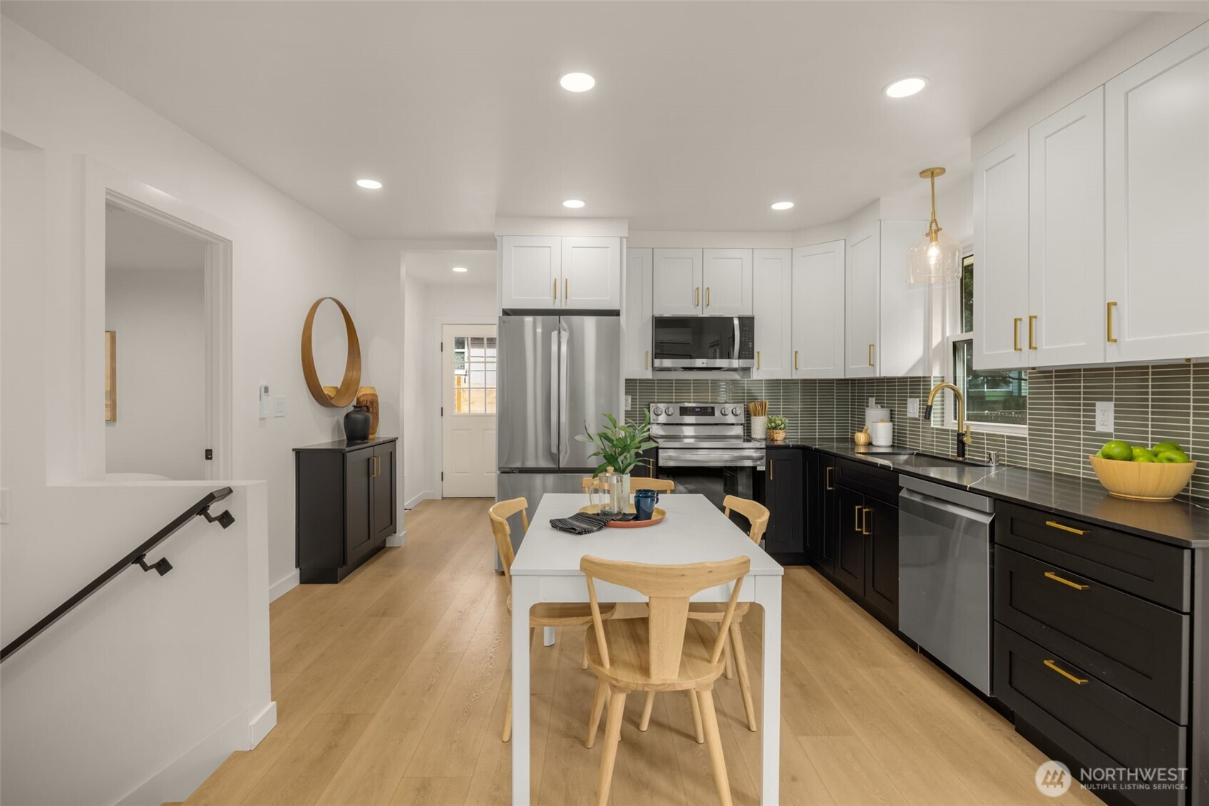 14321 Interlake Avenue N #A, Seattle, WA 98133