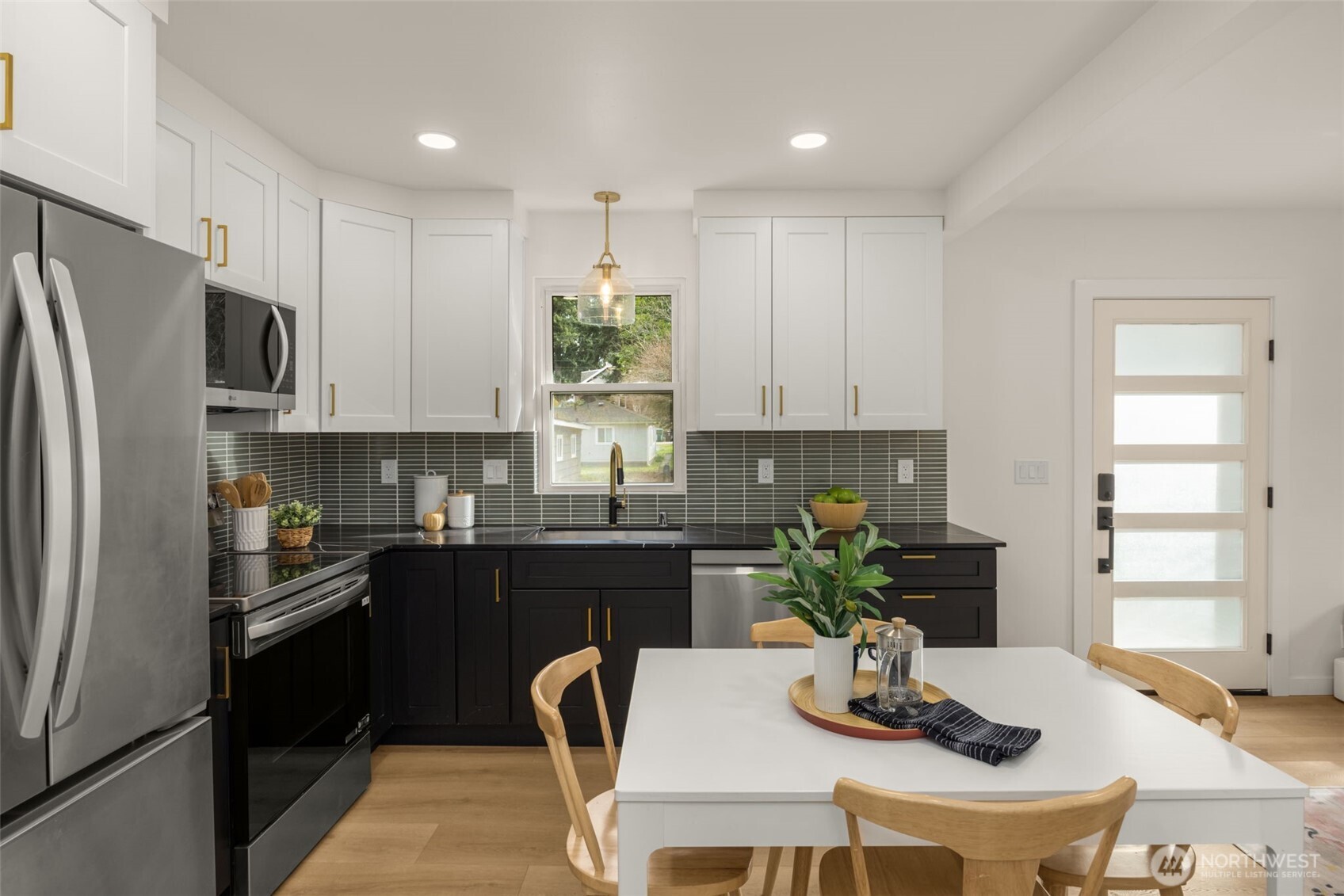 14321 Interlake Avenue N #A, Seattle, WA 98133