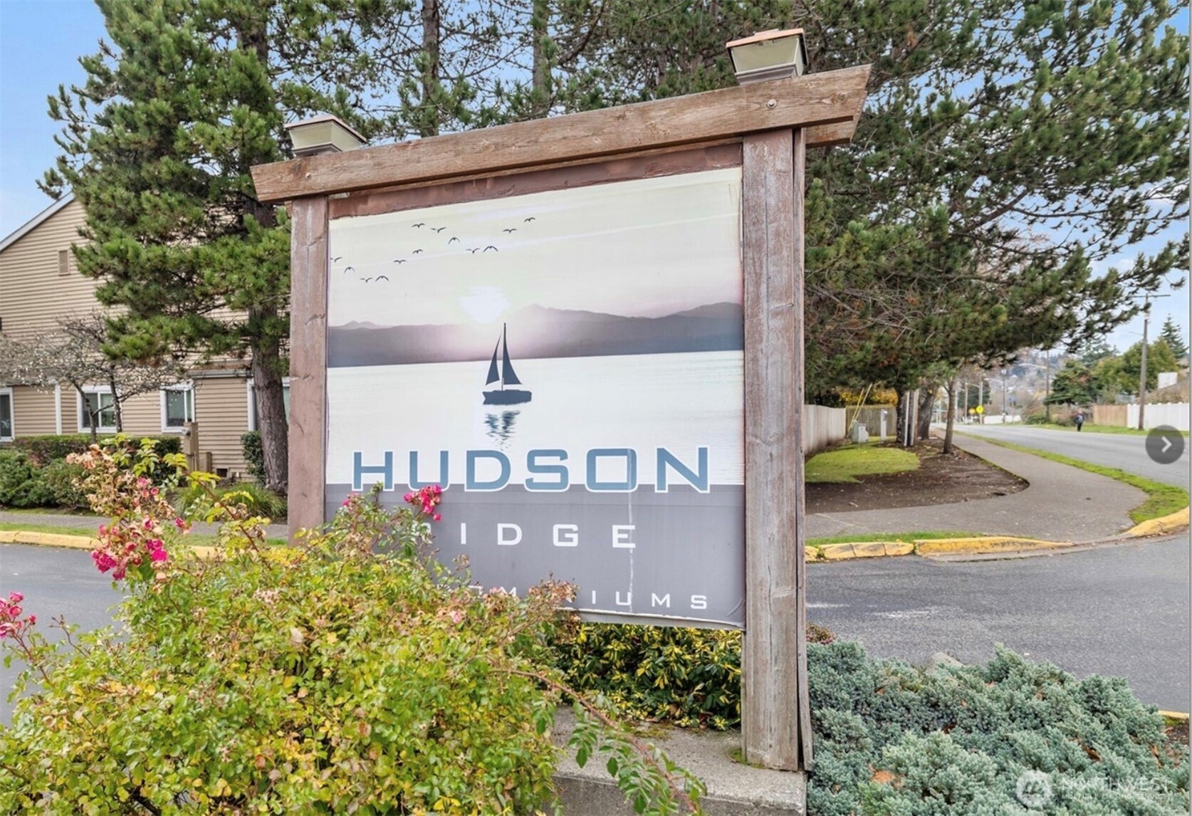 23712 13th Place S #1006, Des Moines, WA 98198