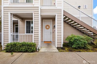 10016 186th Place E #104, Puyallup, WA 98375 - Photo 1
