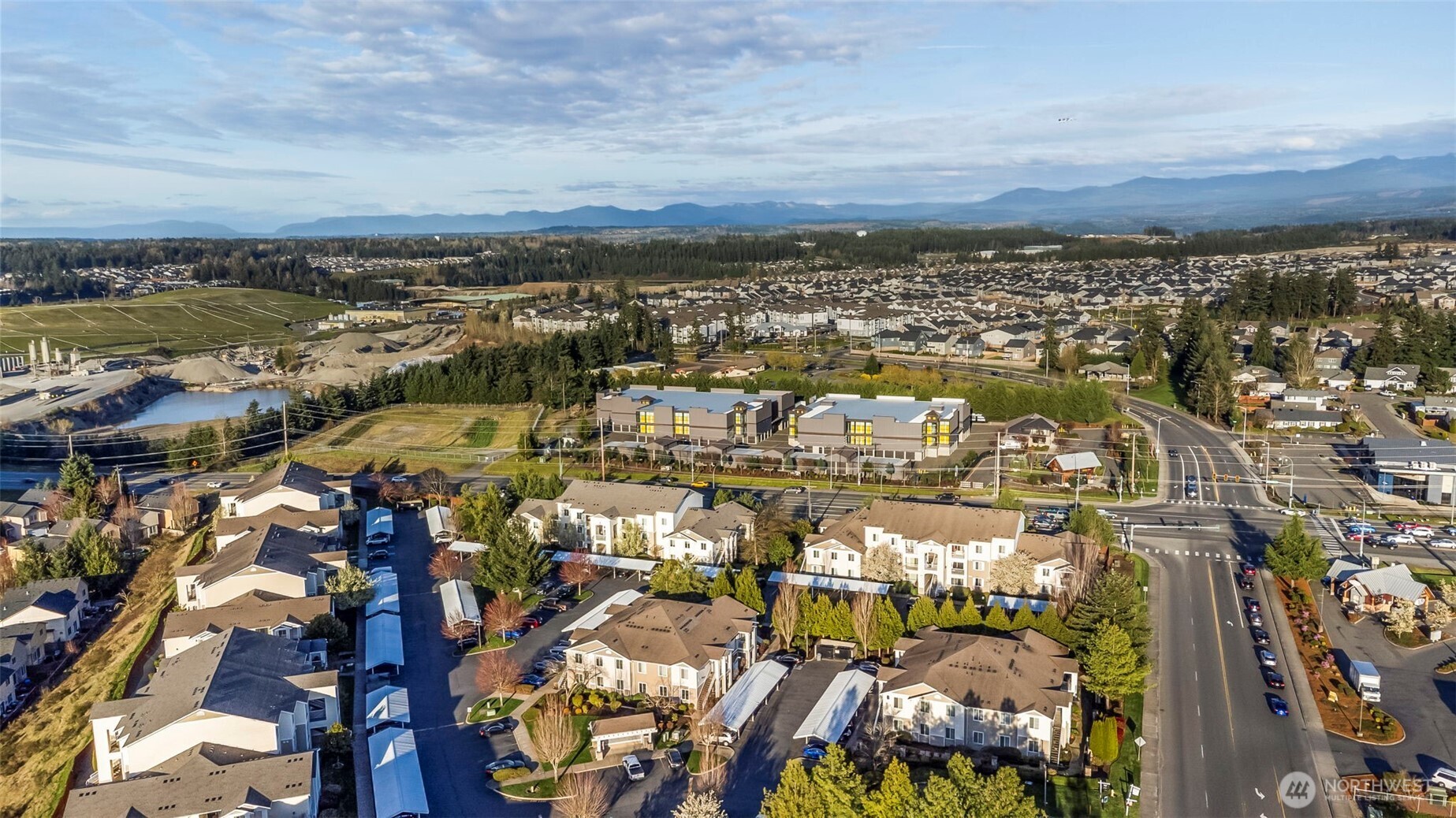 10016 186th Place E #104, Puyallup, WA 98375