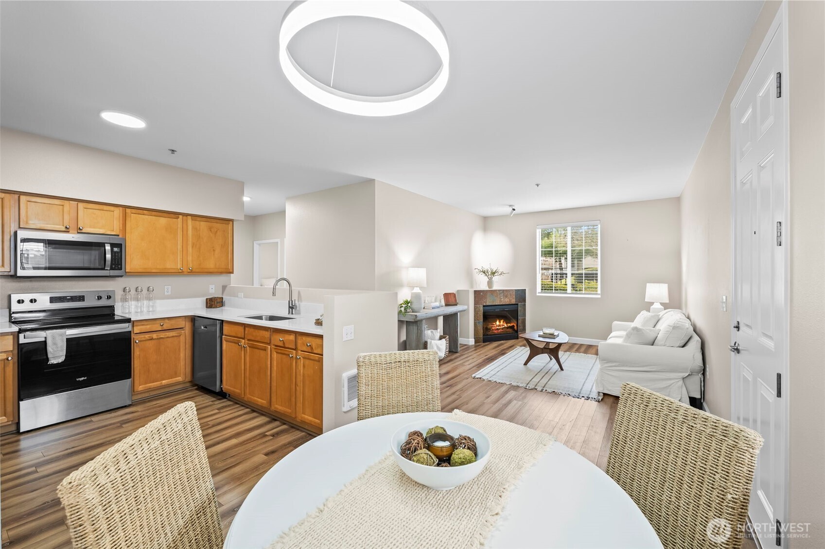 10016 186th Place E #104, Puyallup, WA 98375