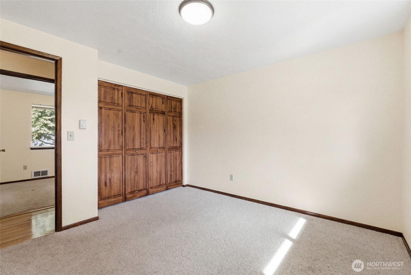 90 Kem Street , Port Hadlock, WA 98339