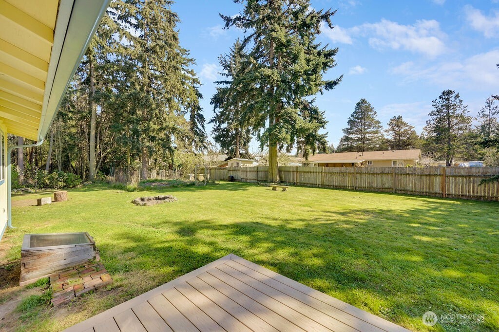 90 Kem Street , Port Hadlock, WA 98339